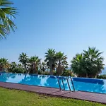 Lujoso De 3 * Τορεβιέχα